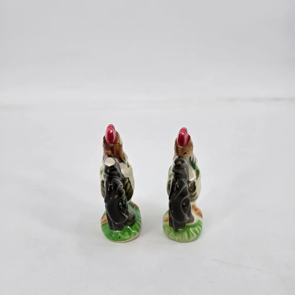 Vintage Rooster Salt & Pepper Shakers Hand-Painted Ceramic‎ Farm Chickens Japan